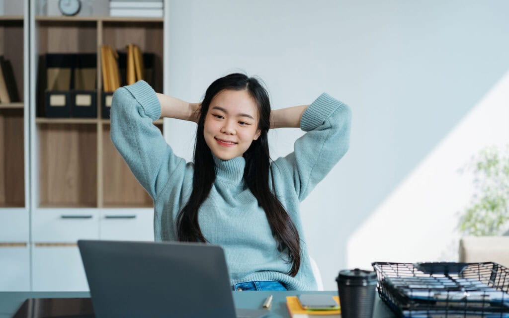 A woman please she found a personal loan for her bad credit score